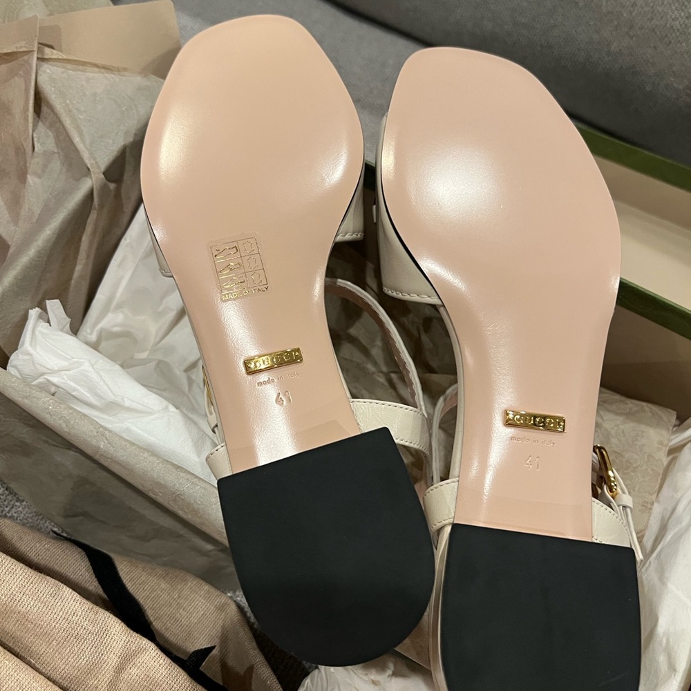 NEW Gucci Cream Horsebit leather Sandals - Picture 9 of 10